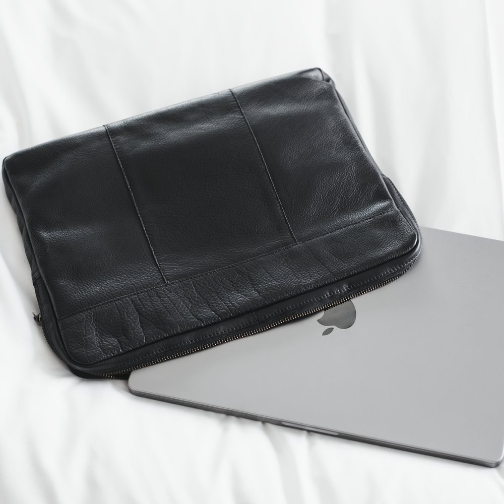 PC-väska skinn 17"