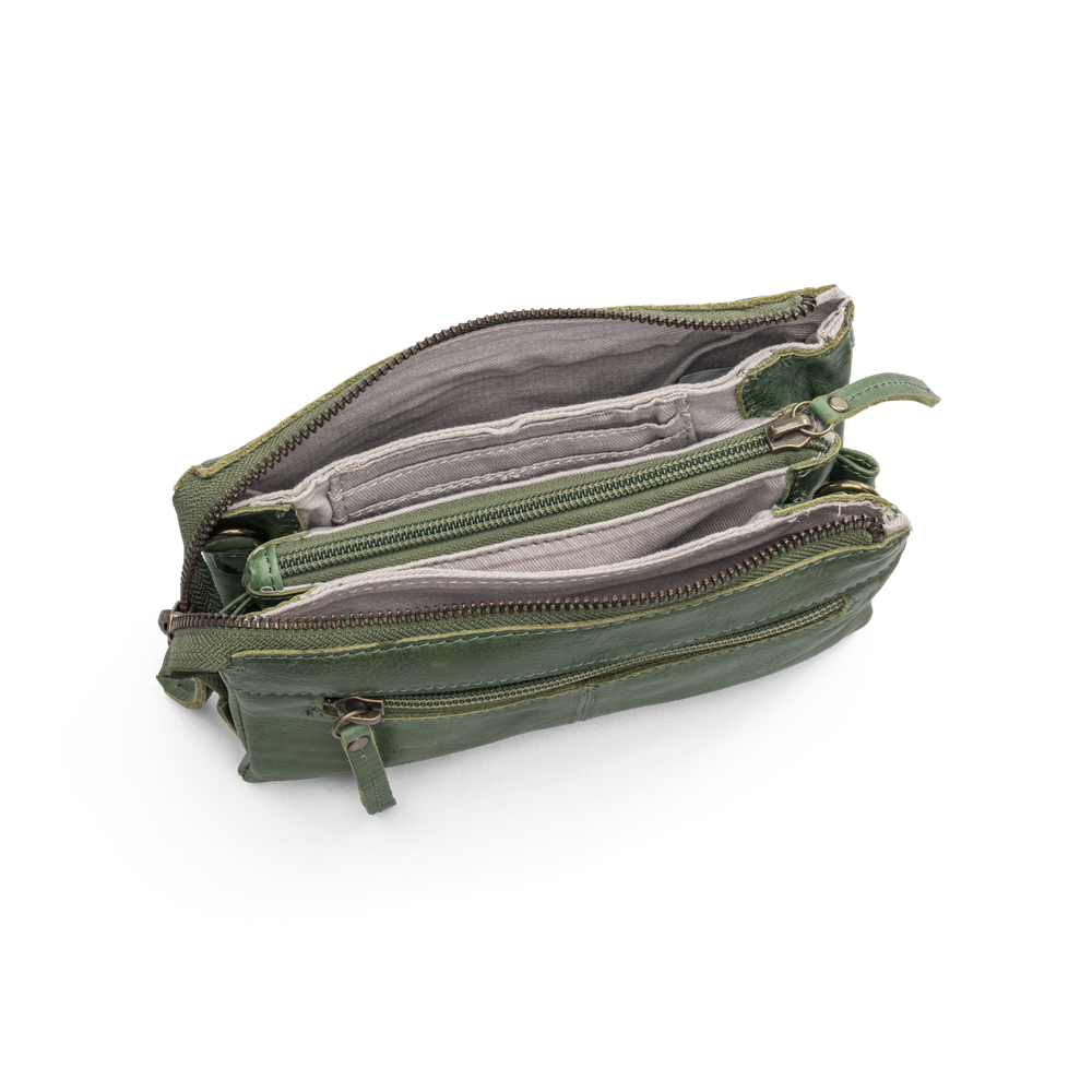 Väska clutch i skinn