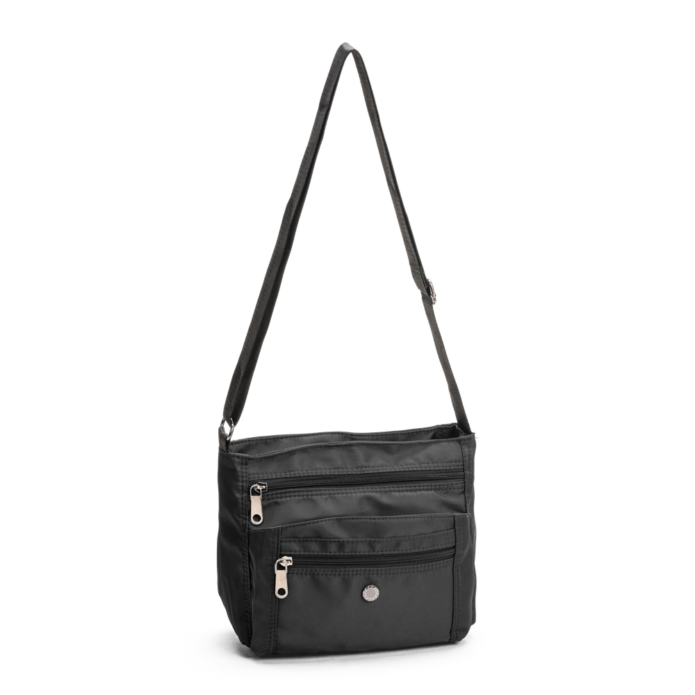 Axelväska i crossbodymodell
