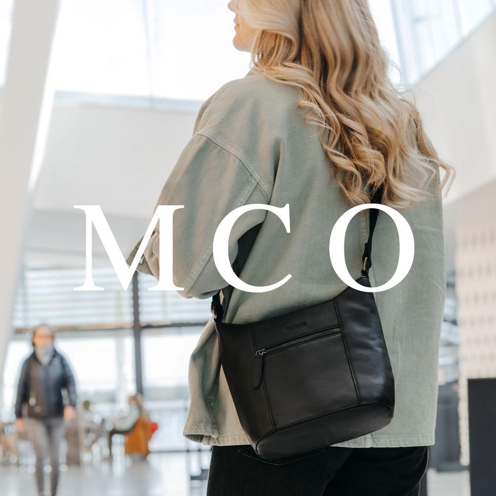 MCO svart väska
