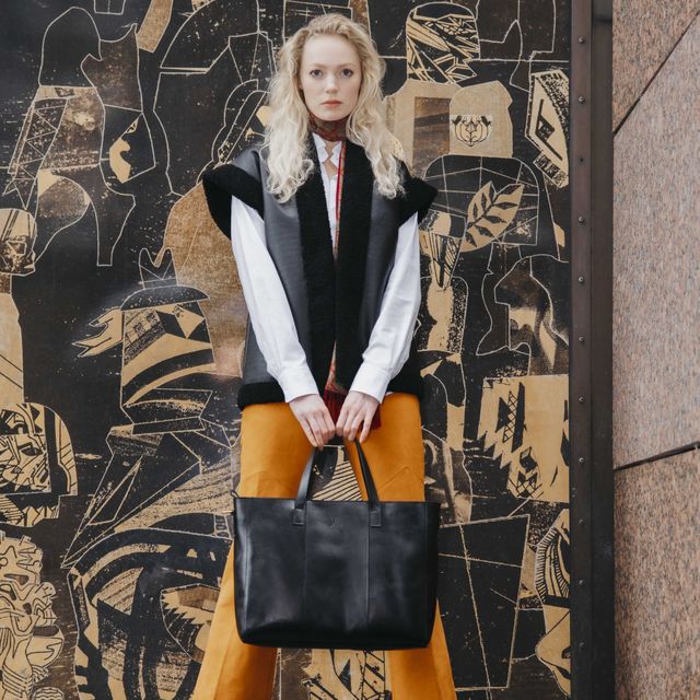 CLASSIC Tote