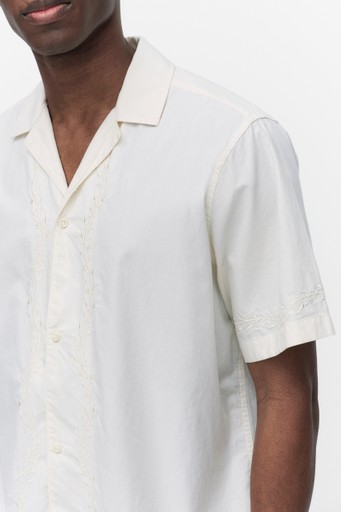 Lesley embroidery