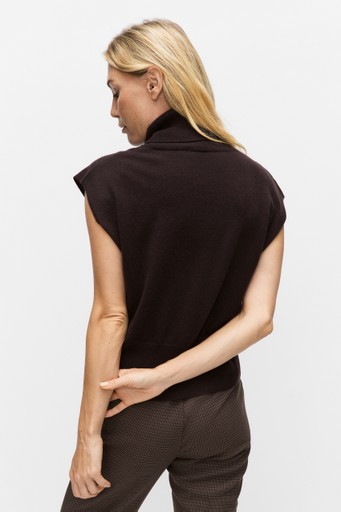 Gzmanzi waistcoat