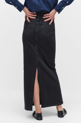 Back slit maxi skirt