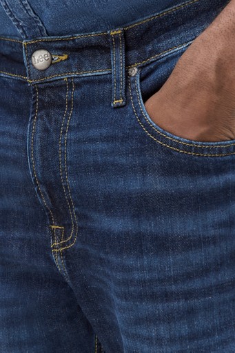 5 pocket short