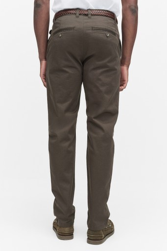 Brian chinos
