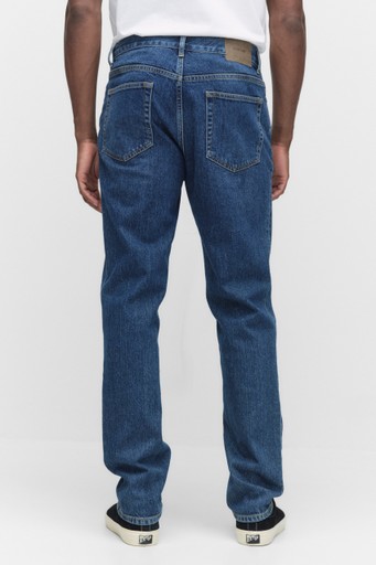 Post regular fit