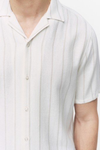Gru resort shirt