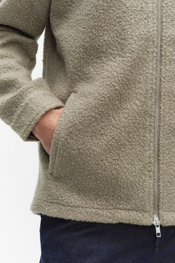 Fred boucle overshi