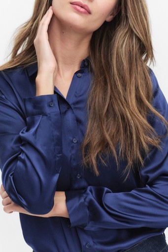 Leonore shirt premiu