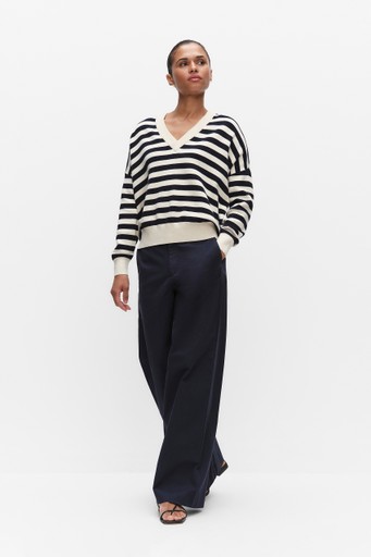 Fosteriw v-neck