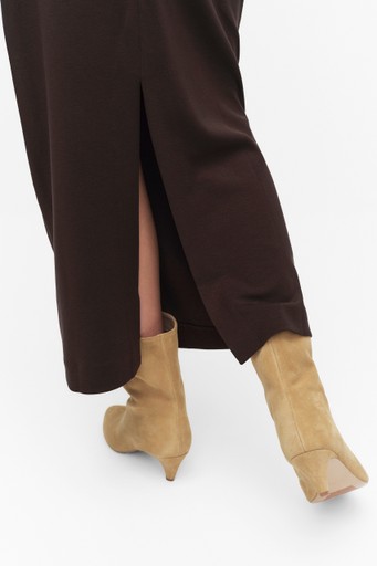 Aidaiw skirt