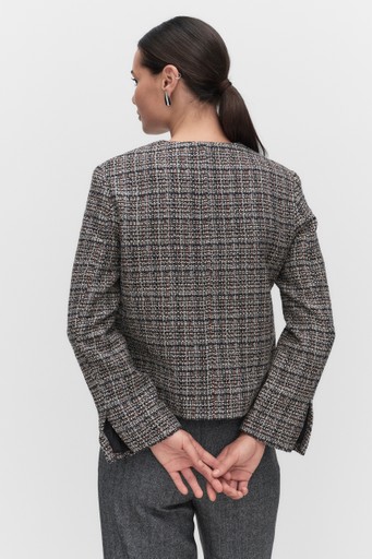 Yaraiw jacket