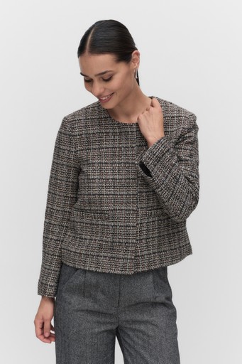 Yaraiw jacket