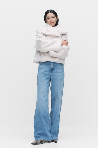 Yonekoiw coat