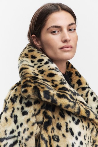Yobaiw coat