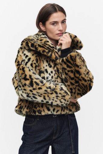 Yobaiw coat