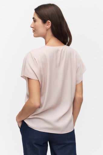 Adelineiw top