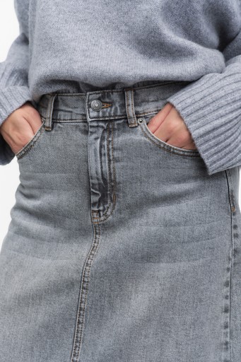 Nanasiw denim skirt
