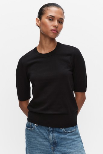 Mikoiw core tee
