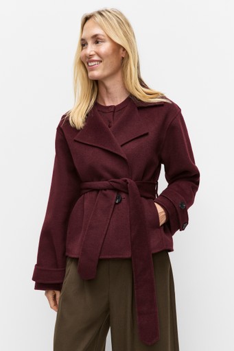 Zillaiw short coat
