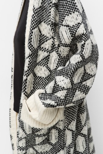 Tulaiw cardigan