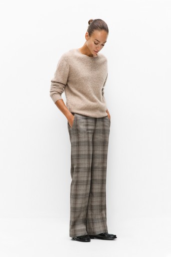 Checkieiw pant