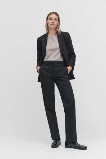 Desi straight trousers