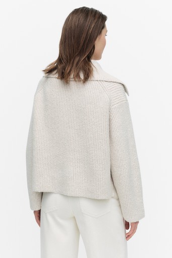 Gerda knit collar