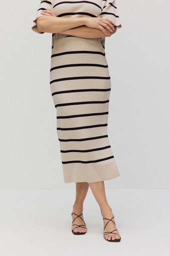 Viola knitted skirt