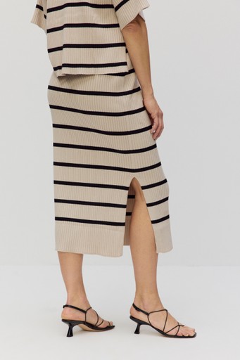 Viola knitted skirt