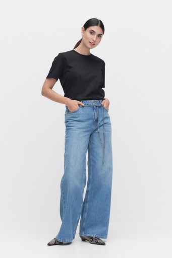 Maia premium tee