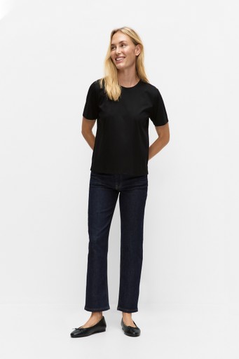 Maia premium tee