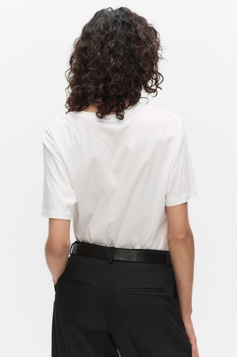 Maia premium tee