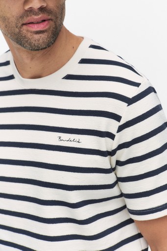 Dennis tee
