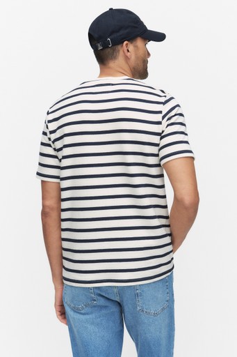 Dennis tee