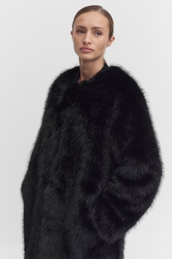 Amira coat