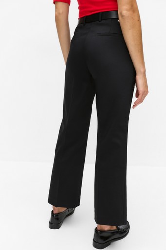 Desi straight cropped trs