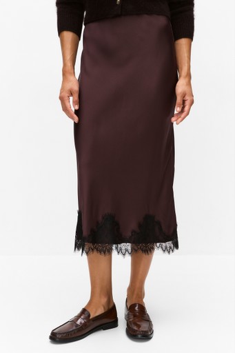 Ine skirt