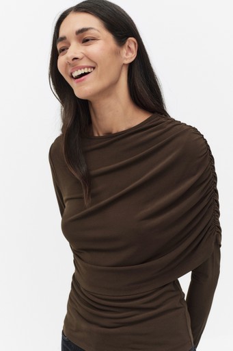 Nikki top