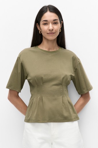 Aniara tee