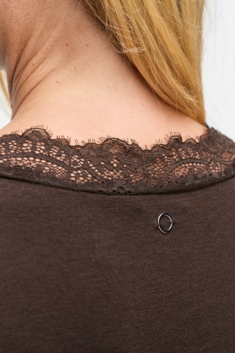 Iris lace top