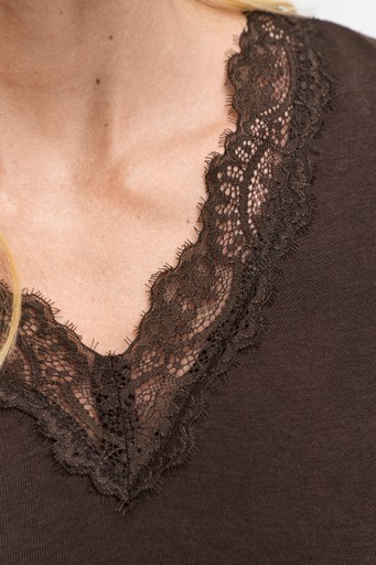 Iris lace top