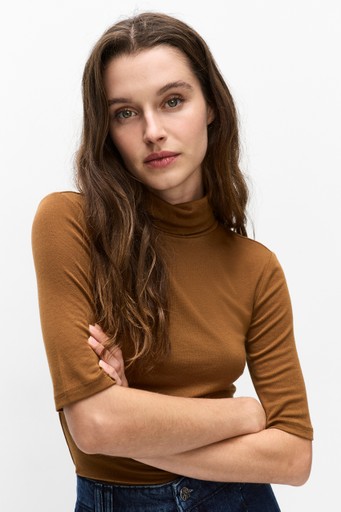 Iris rollneck
