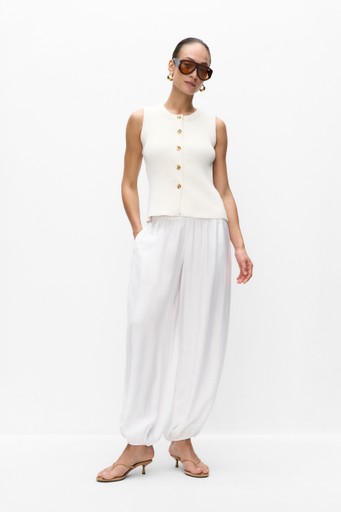 Märta vest
