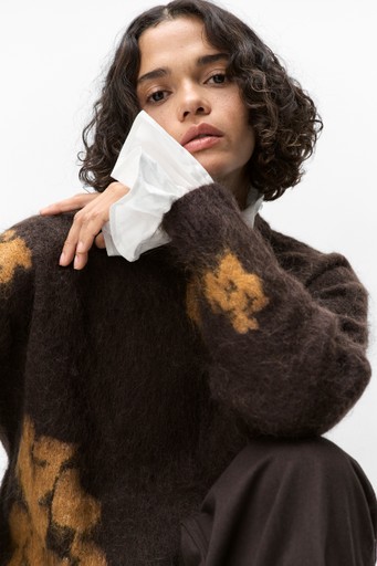 Thyra sweater