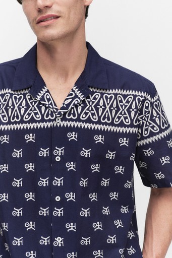 Scarf print ss shirt