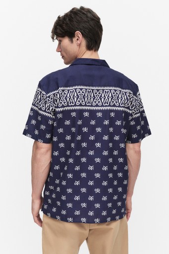 Scarf print ss shirt