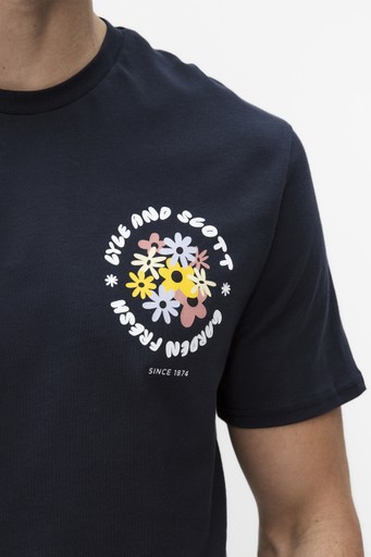 Graphic t-shirt