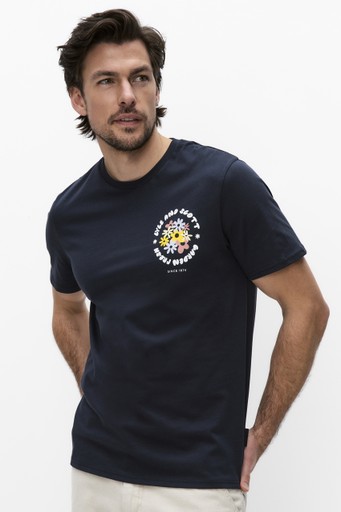 Graphic t-shirt